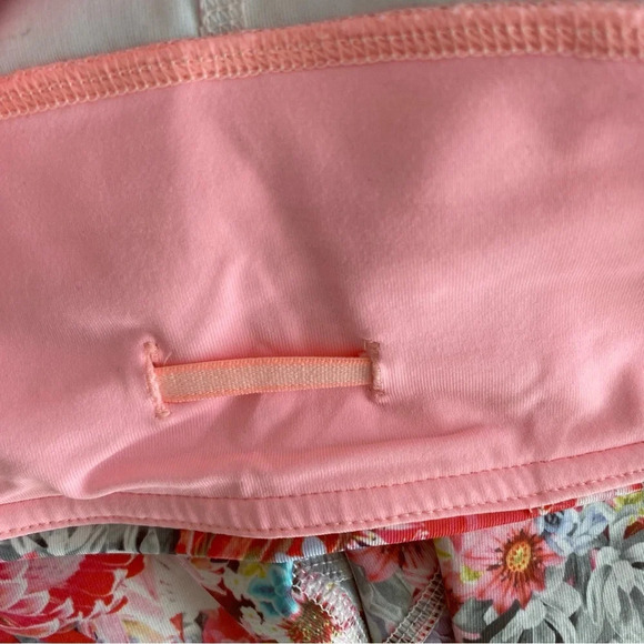 LULULEMON Run Inspire Mid-Rise Crop II *All Luxtreme Floral Size 6 23” - Picture 13 of 16